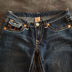 True Religion size 29 CAPRI jeans